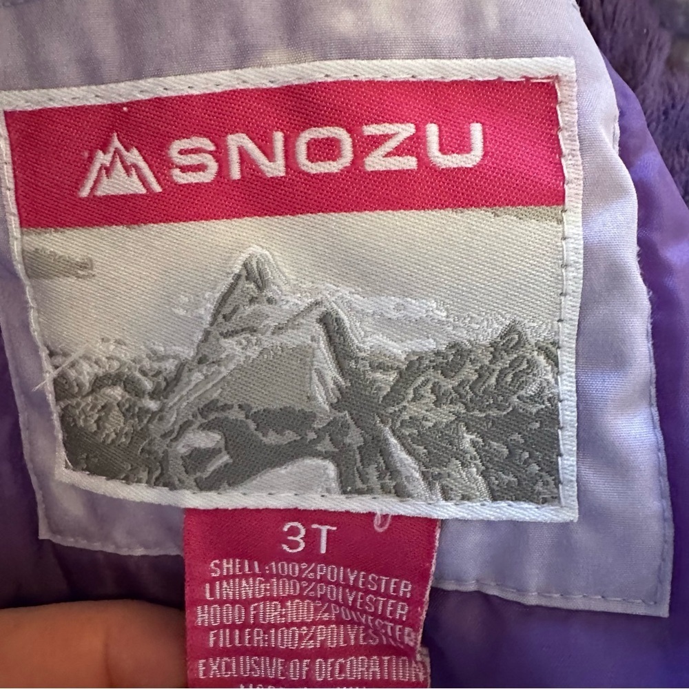 Snozu girls jacket white and  purple hoodie ski coat size 3T - Picture 3 of 3